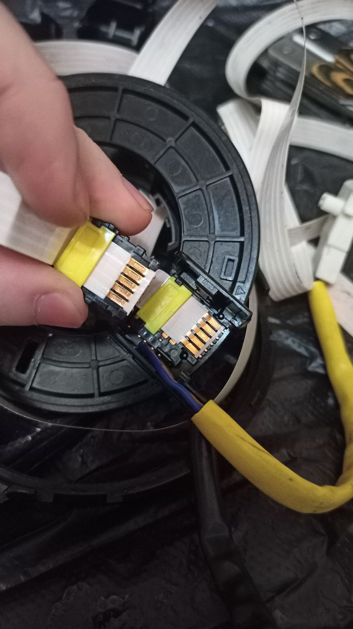 Разбор подрулевого шлейфа (улитки, шлейфа SRS) — Mitsubishi Galant (8G ...