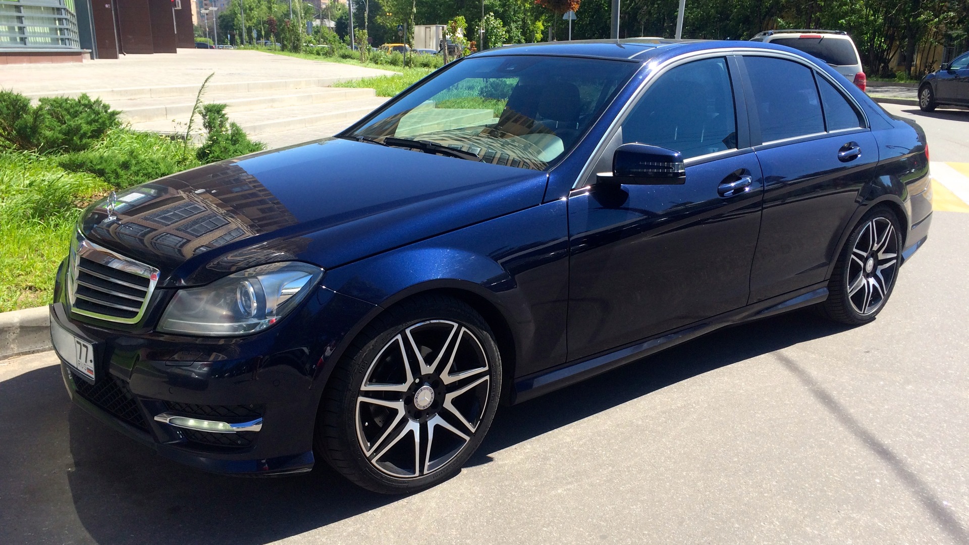 Mercedes-Benz C-class (W204) 1.6 бензиновый 2013