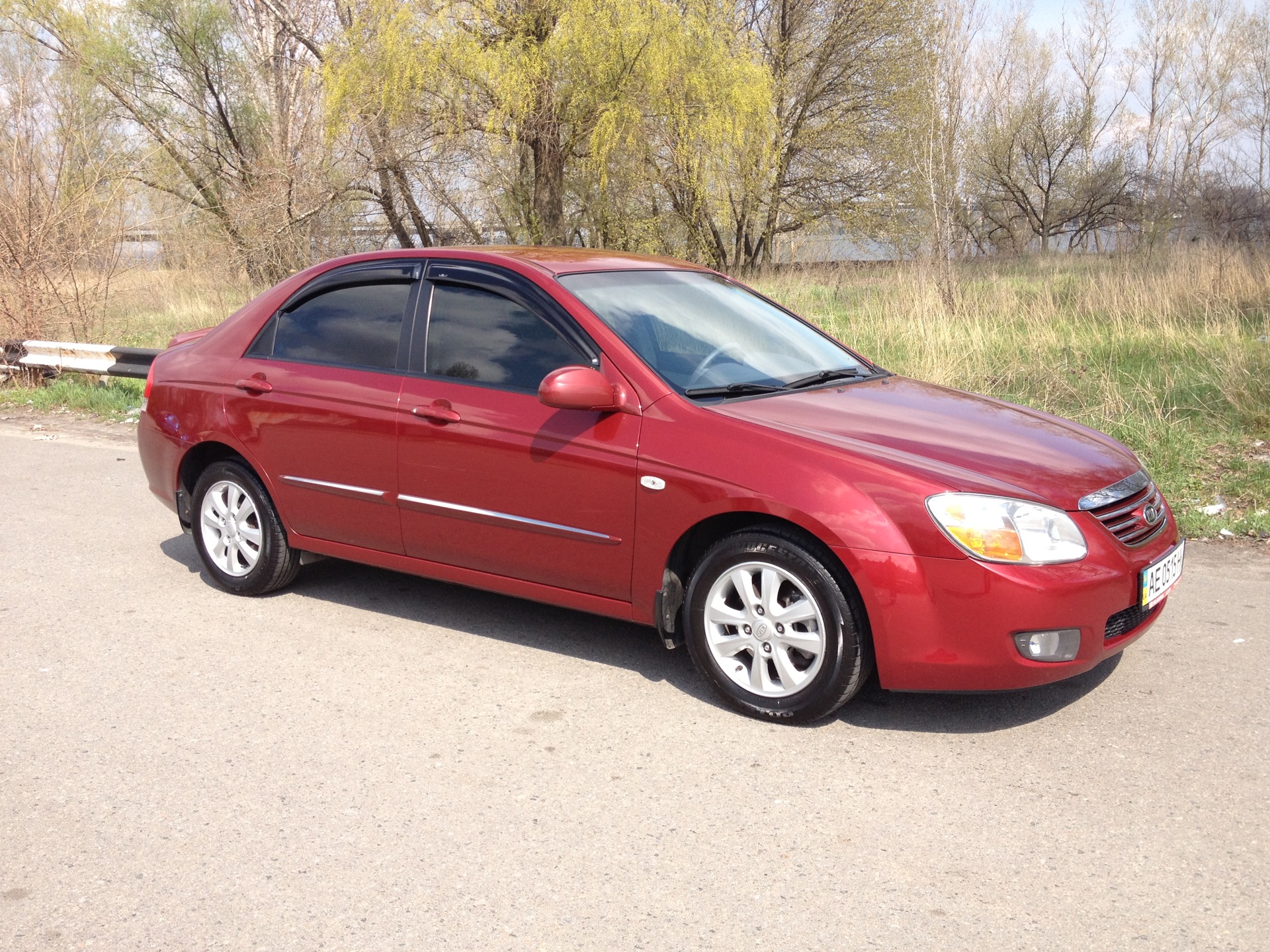 Тонернул и поставил ветровики — KIA Cerato (1G), 2 л, 2007 года ...
