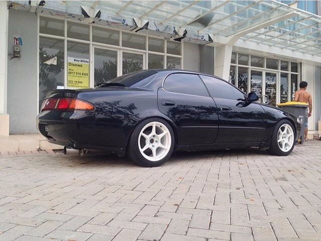 Toyota Sprinter Marino stance