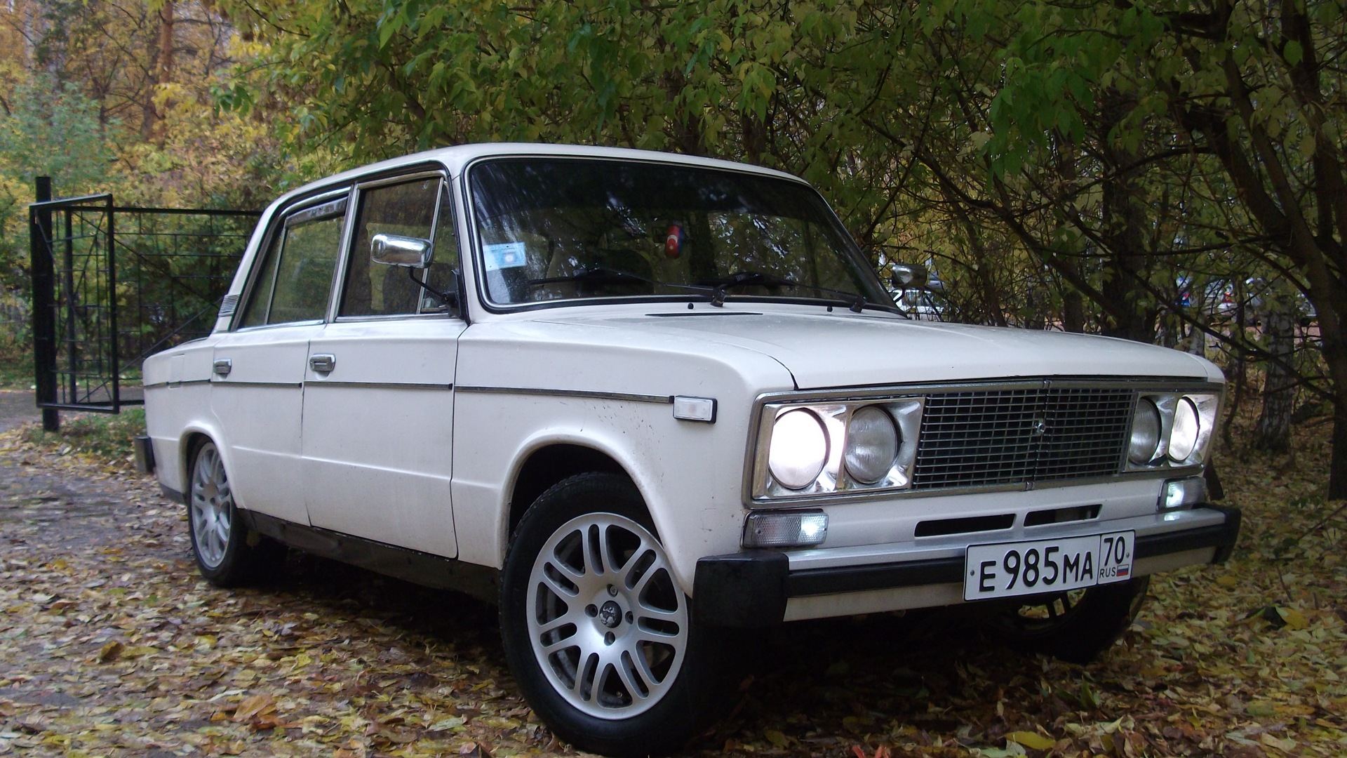 шестерка ваз 2106. жигули 2106. шестерка машина варшавская. лада ваз 2106. 2106 шестерка.