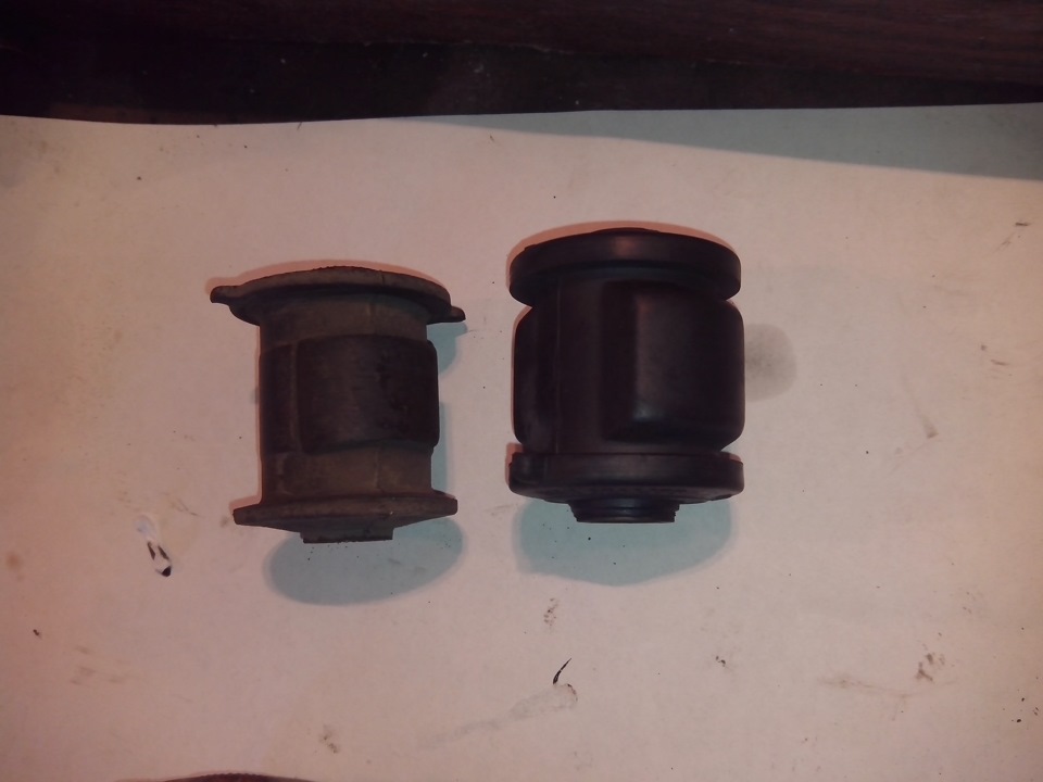 St -48655-20220. Плавающий сайлентблок рав 4. Сайлентблок тойота краун. 48725-03010 сайлентблок. 48655-20221 сайлентблок.