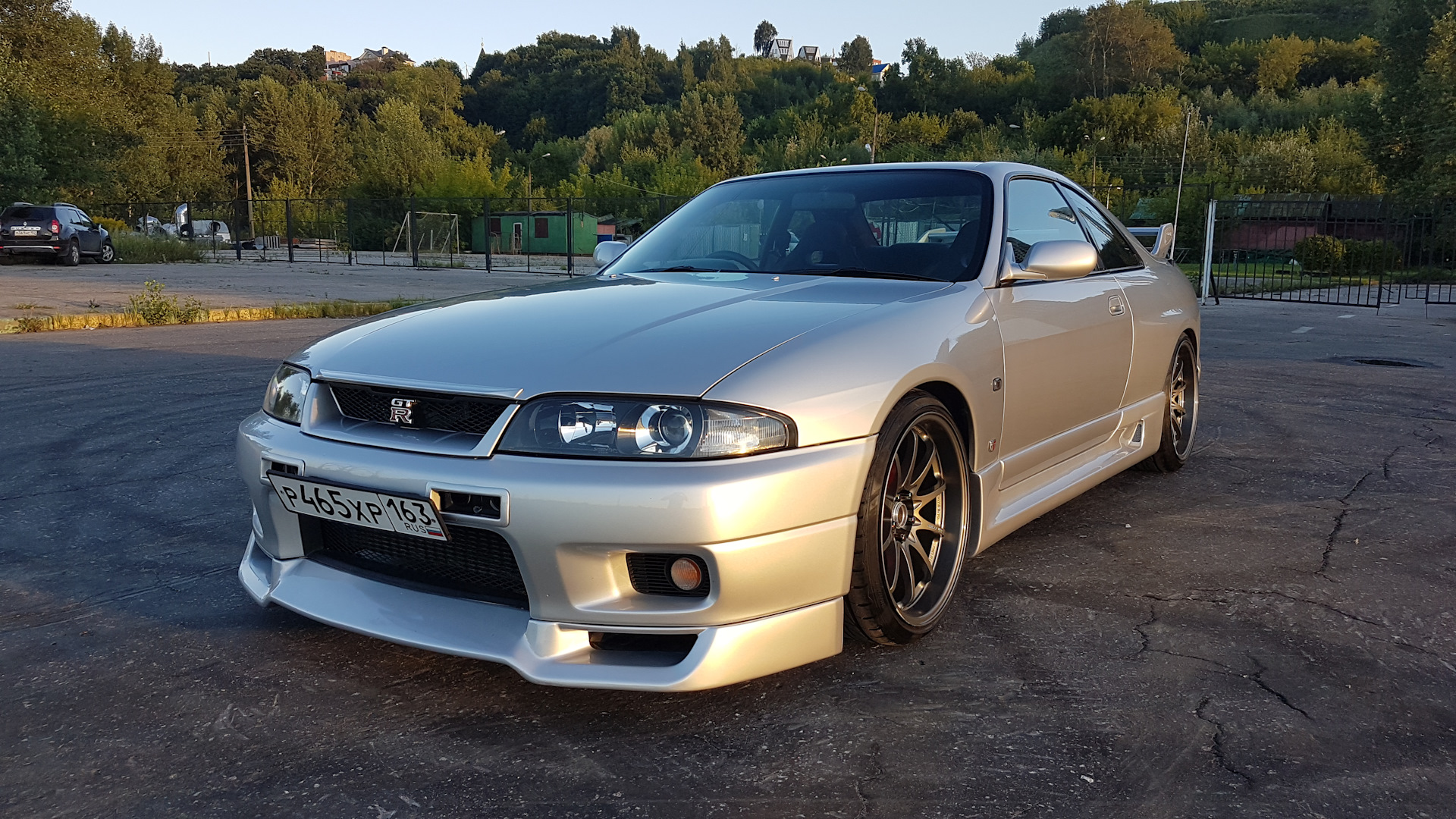 Nissan Skyline r33 gt r