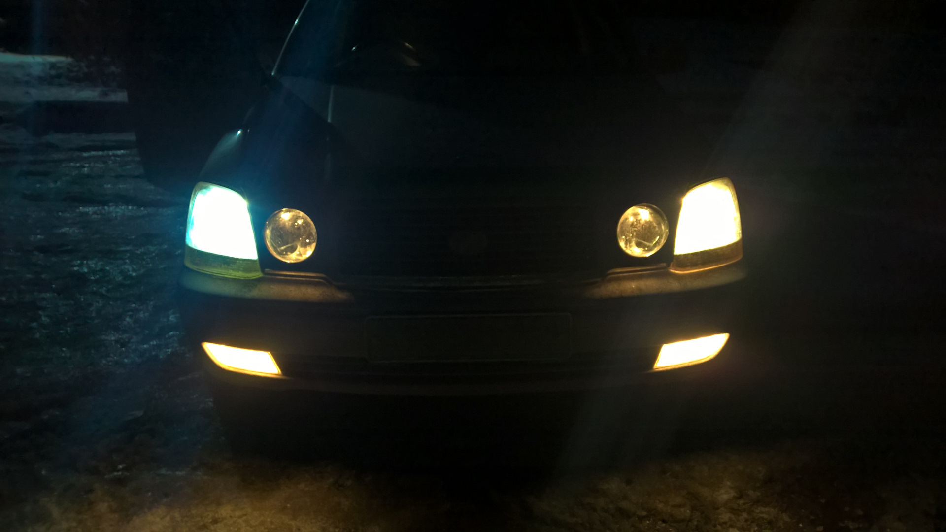 Замена галогеновых ламп на LED AMP (COB CHIP) — Toyota Progres, 2,5 л ...