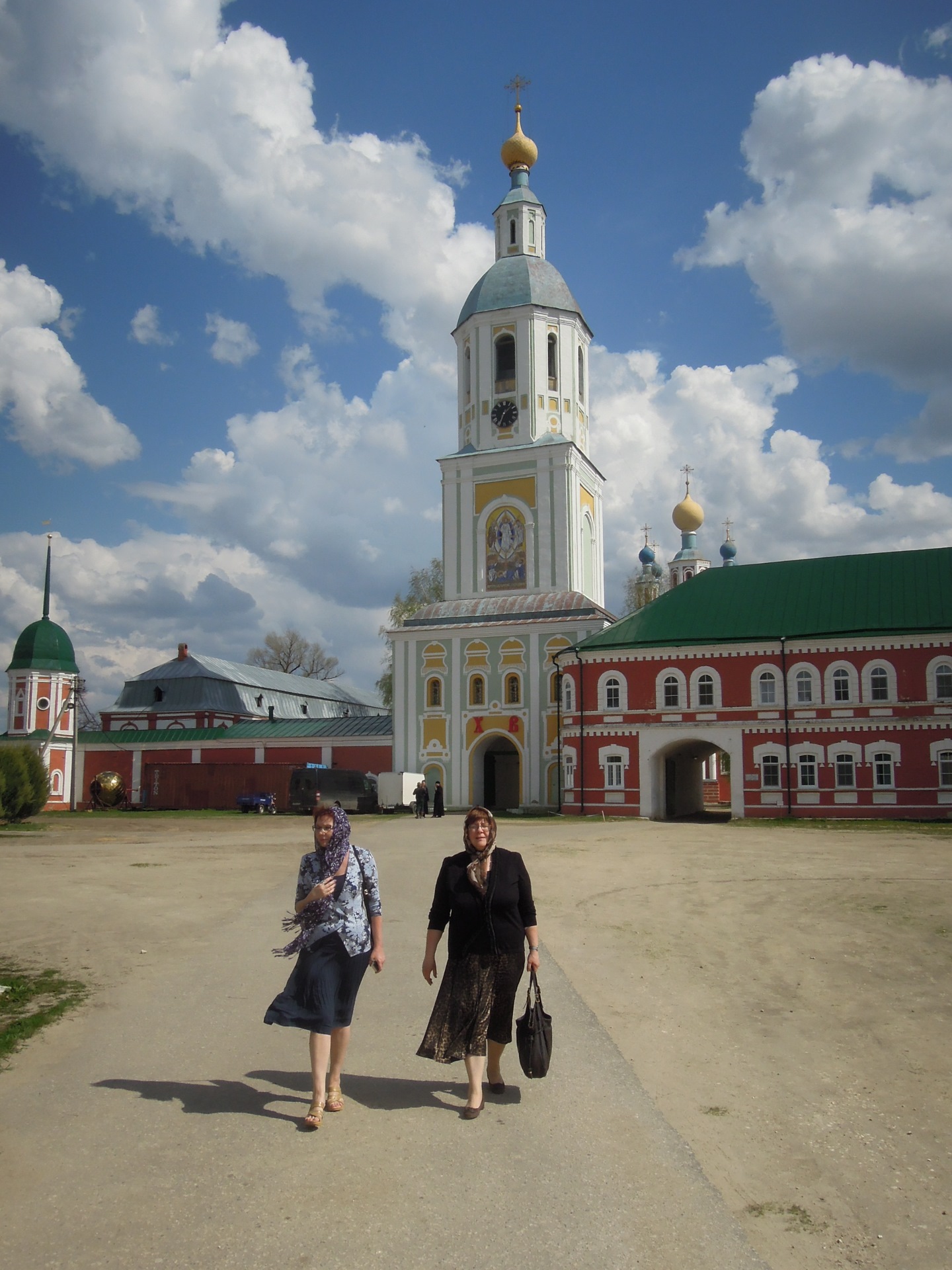 Санаксарский монастырь в Мордовии половодье