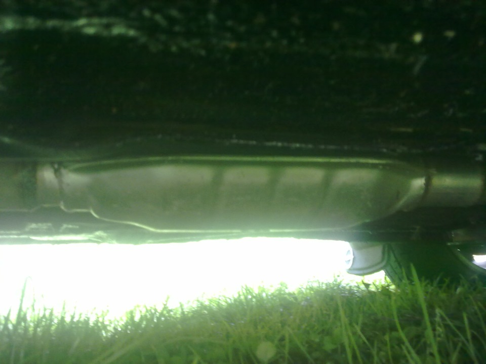 Глушитель: вырезка катализатора и вваривание пламегасителя! — Opel ...