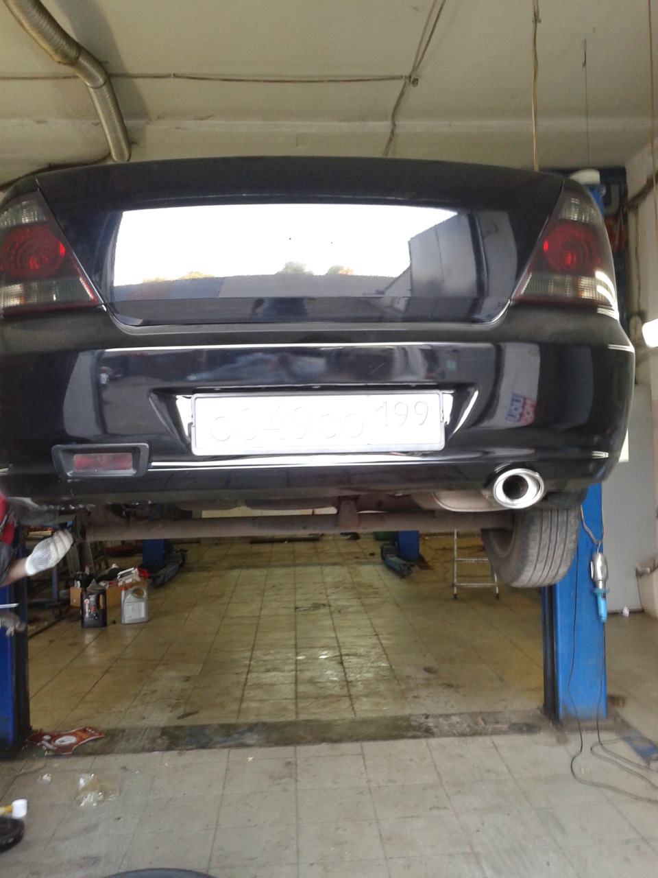 насадка на глушитель — Nissan Almera Classic (B10), 1,6 л, 2009 года ...
