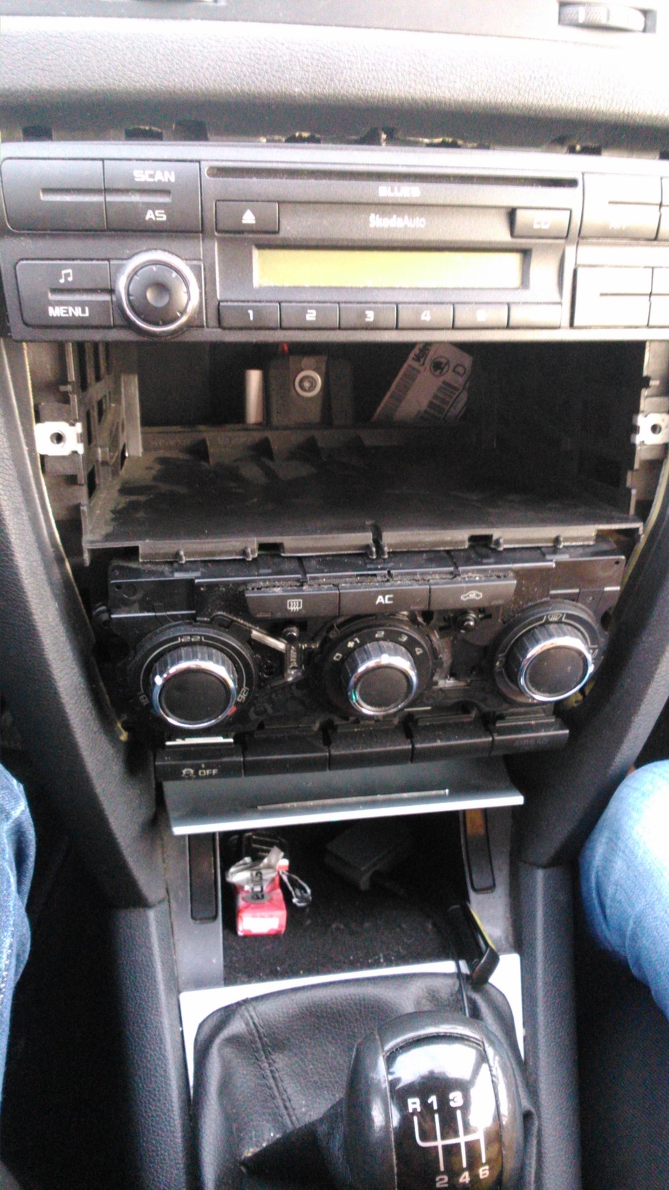 подскажите, покажите ! — Skoda Octavia A5 Mk2, 1,4 л, 2010 года ...