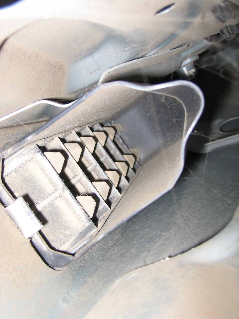 Фото в бортжурнале Mitsubishi L200 (4G)