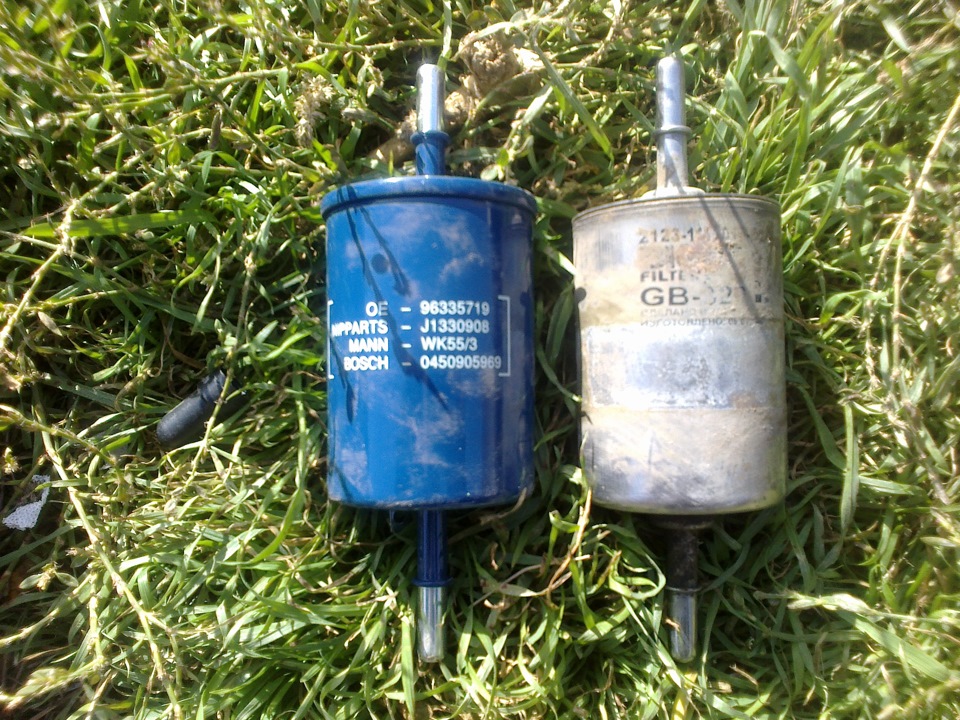 Замены топливного фильтра и сетоцки в баке. — Lada Калина Хэтчбек (1G ...