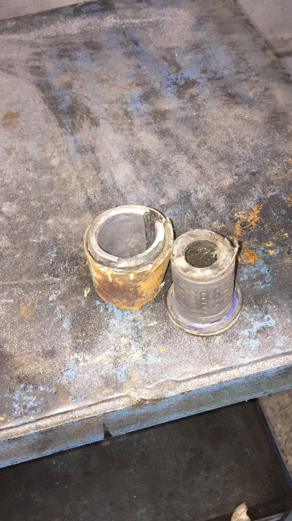 Замена сайлентблока в переднем амортизаторе Lincoln Navigator — Lincoln ...