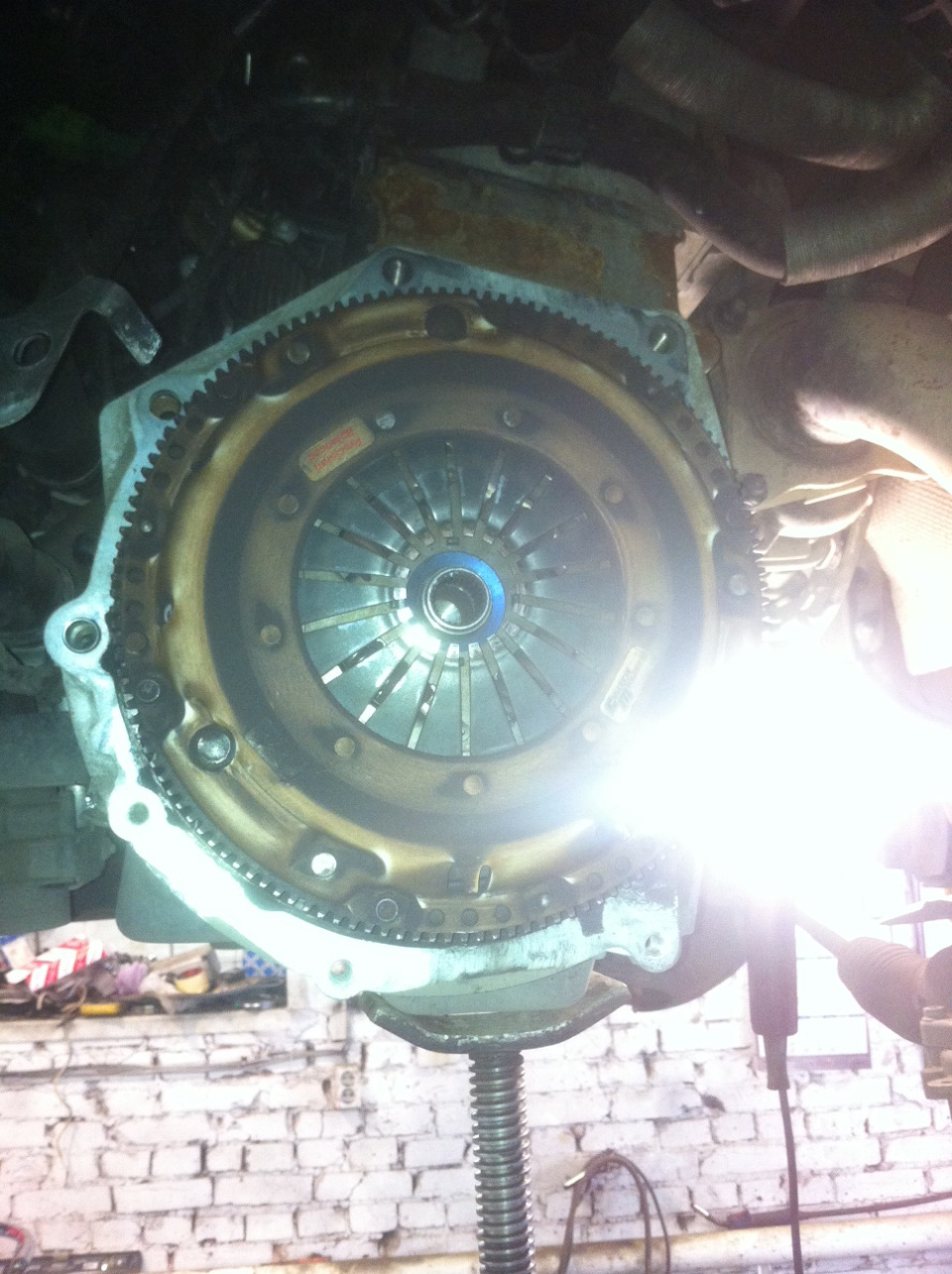 Вон что осталось от белой корзины Клатч Мастерс за 28000 пробега — Skoda Octavia A5 Mk2