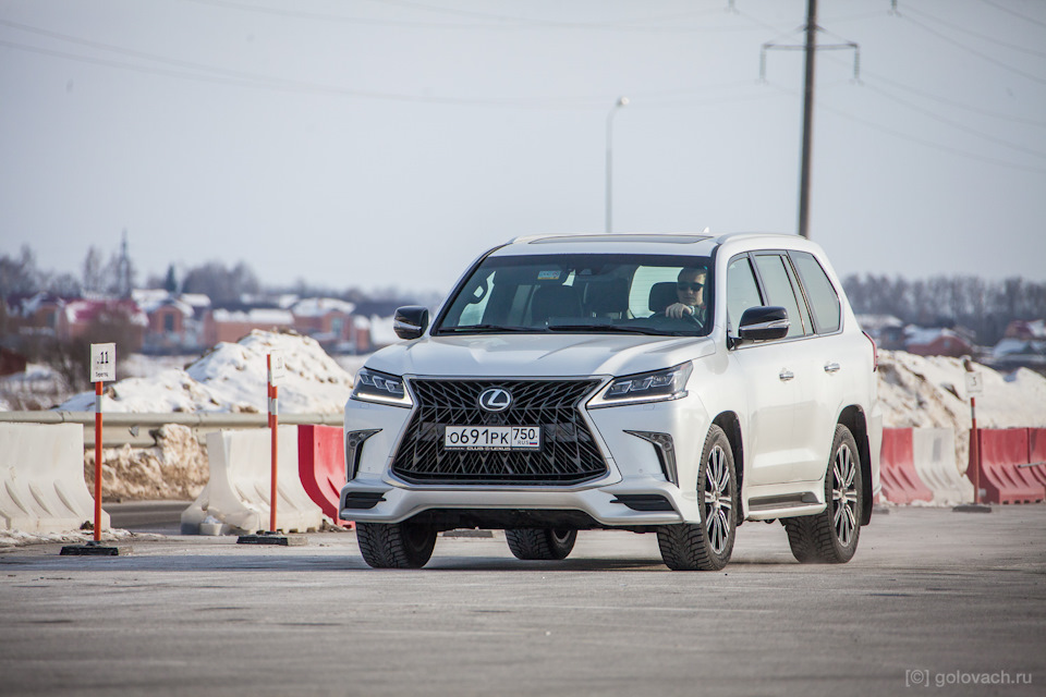 Lexus lx 570 салон. Смотреть фото Lexus lx 570 салон. Смотреть картинку Lexus lx 570 салон. Картинка про Lexus lx 570 салон. Фото Lexus lx 570 салон