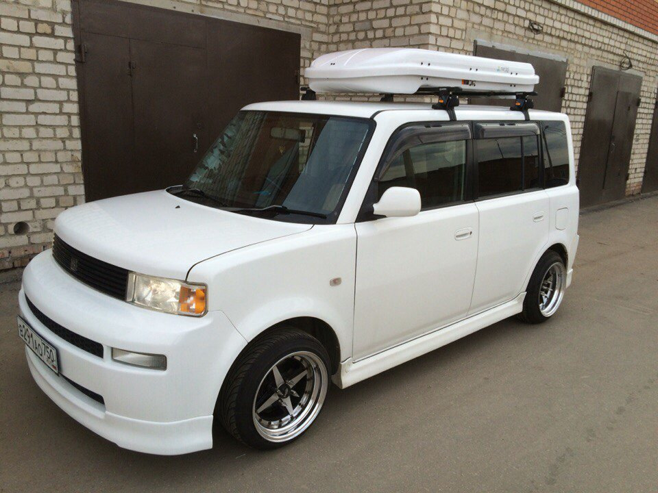 Toyota BB 2004 белая