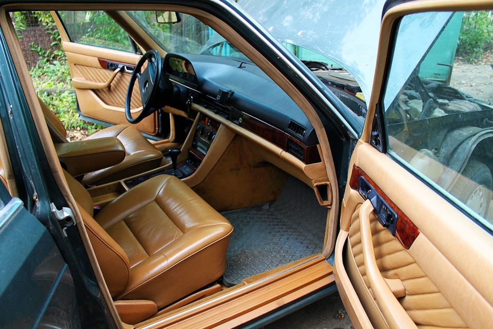 W126 салон. Mercedes Benz w126 Interior. Mercedes w126 салон. Mercedes-Benz w126 салон. Мерседес w126 салон.