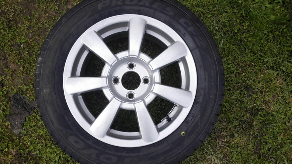 Покраска дисков. Одел резину. — DRIVE2