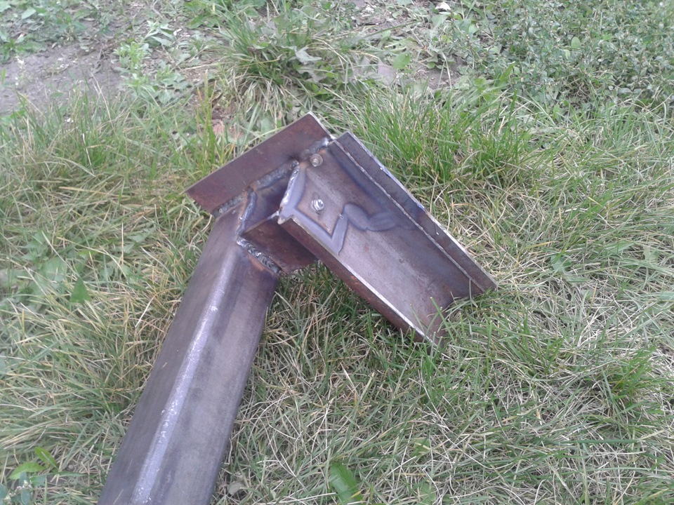 2. Крепление лебедки и опоры под хай-джек в переднем бампере ...