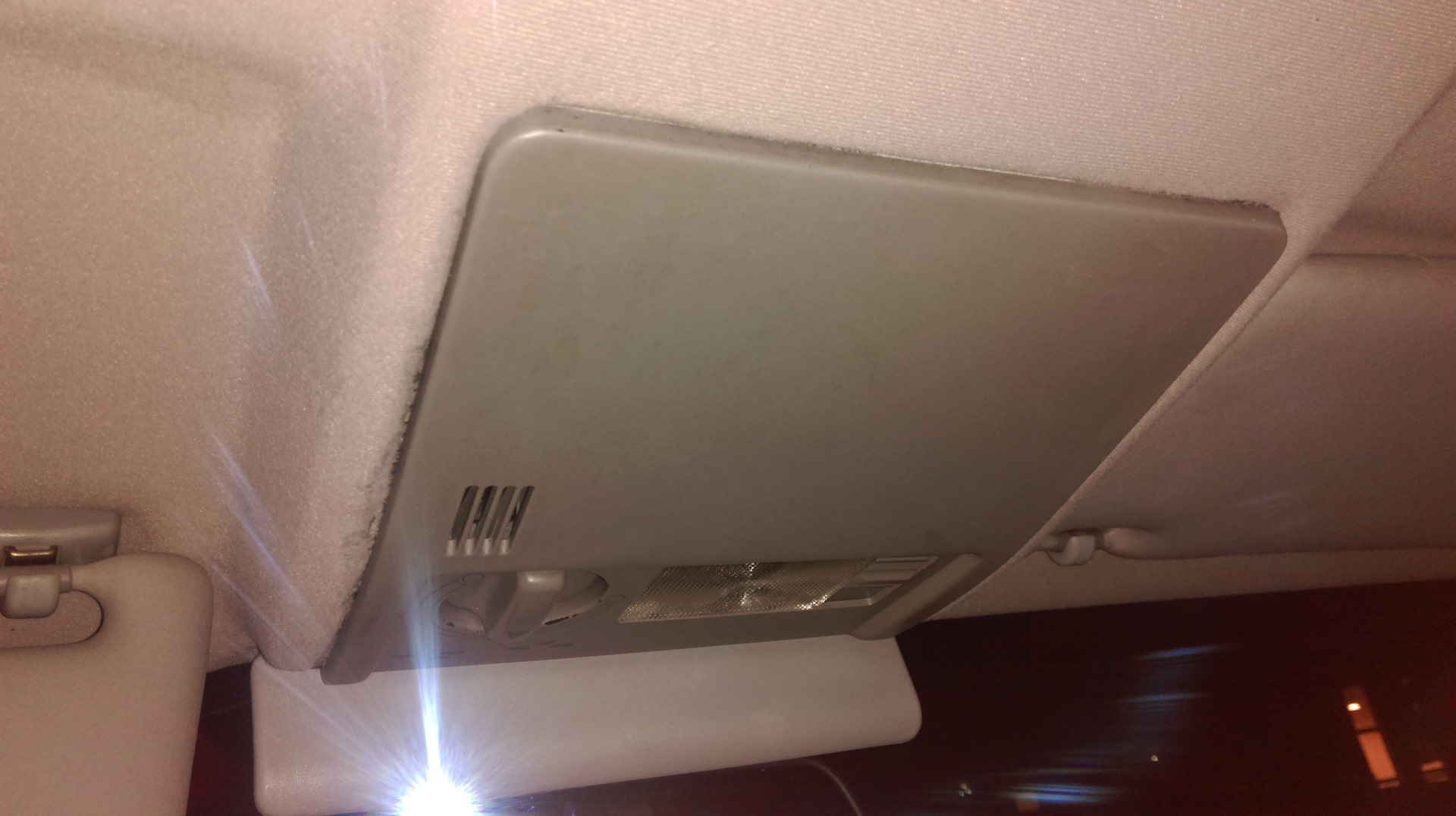 управление люком. управления люком ниссан х-трейл. Subaru forester sf5 центральный плафон. управление люком. управления люком e65.