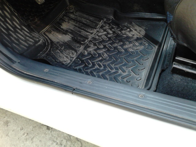 внутренние пороги от калины — Lada Гранта (1G), 1,6 л, 2013 года ...