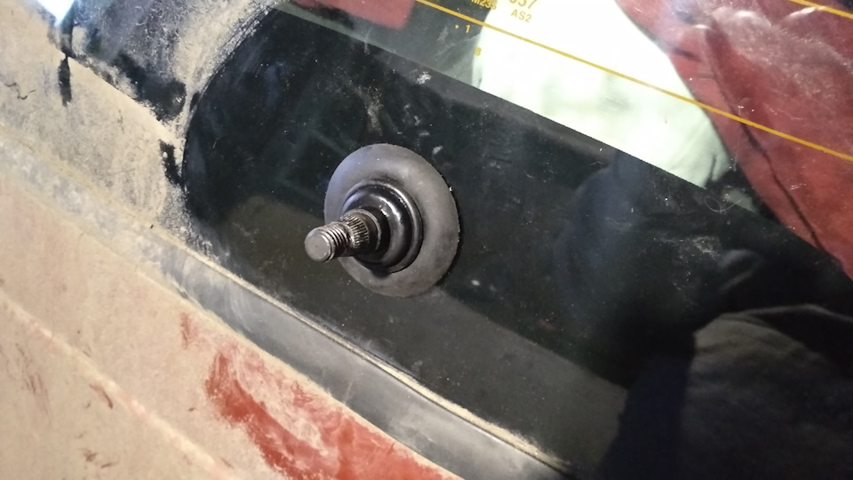 Замена уплотнительной резинки заднего дворника PT Cruiser — Chrysler PT ...