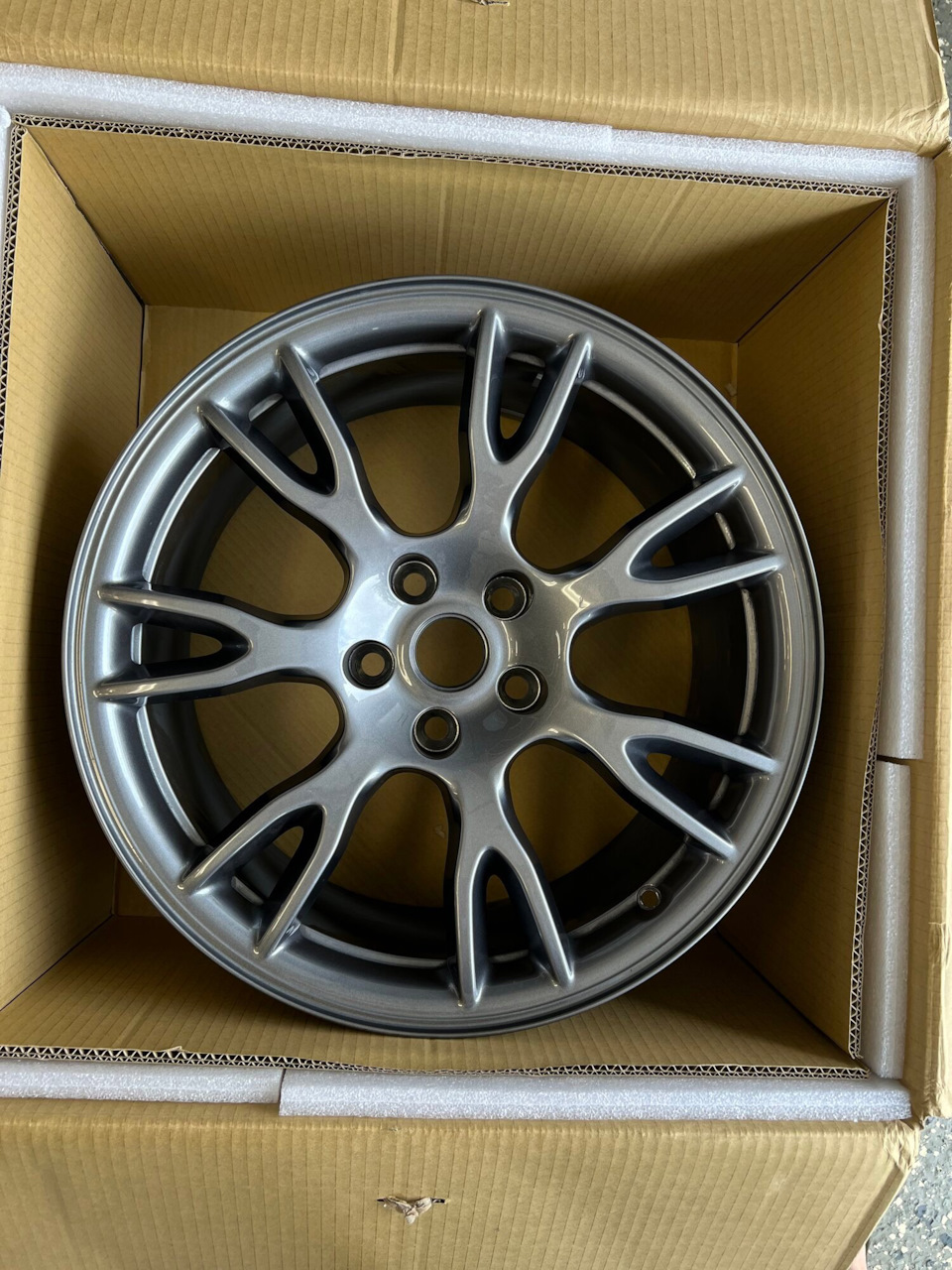 Фото в бортжурнале Tesla Model S