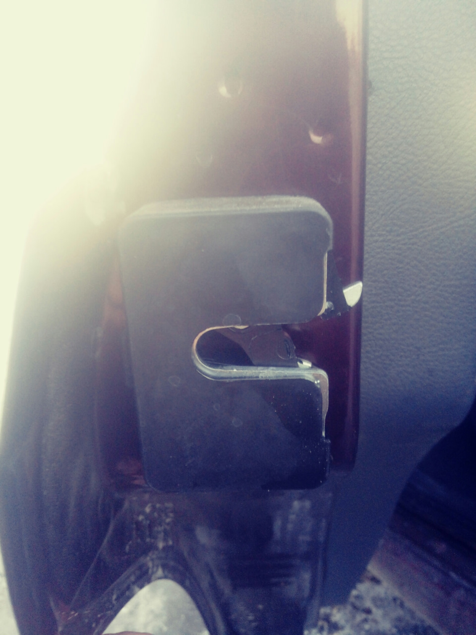 Установка бесшумных замков. — Lada 2114, 1,6 л, 2011 года | тюнинг | DRIVE2