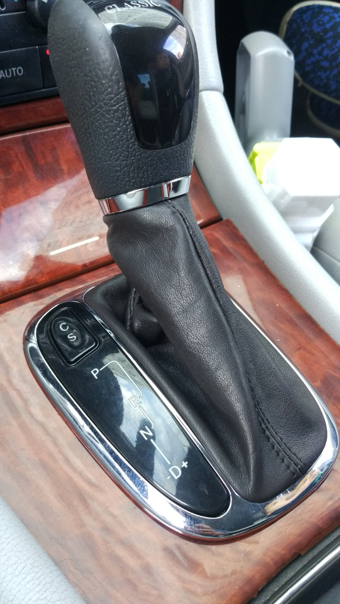 Как снять ручку акпп w203