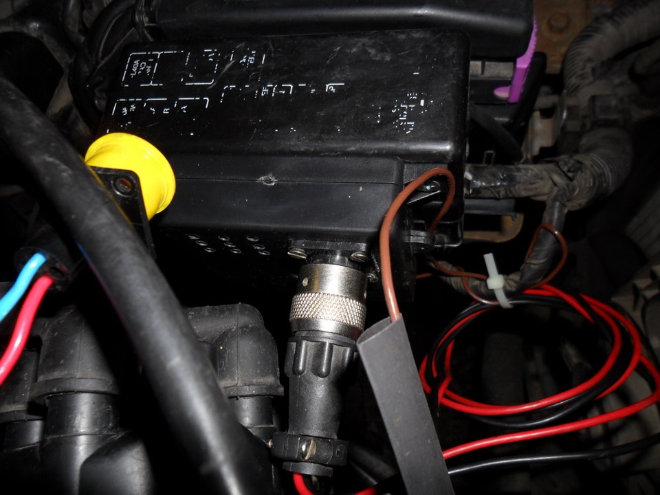 Sdoh Kommutator Rsb53 Sdelal Vneshnij Iz Bu941zp Nissan Primera 1 6 L 1999 Goda Na Drive2