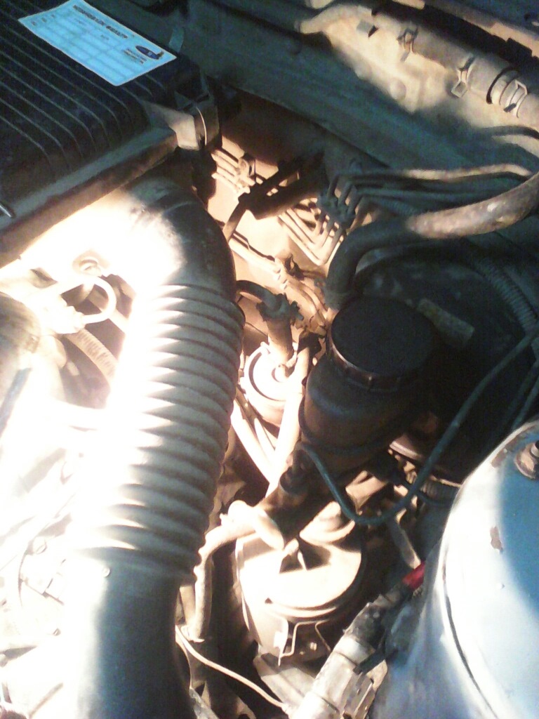 Замена топлевного фильтра — Nissan Almera I (N15), 1,6 л, 1996 года ...