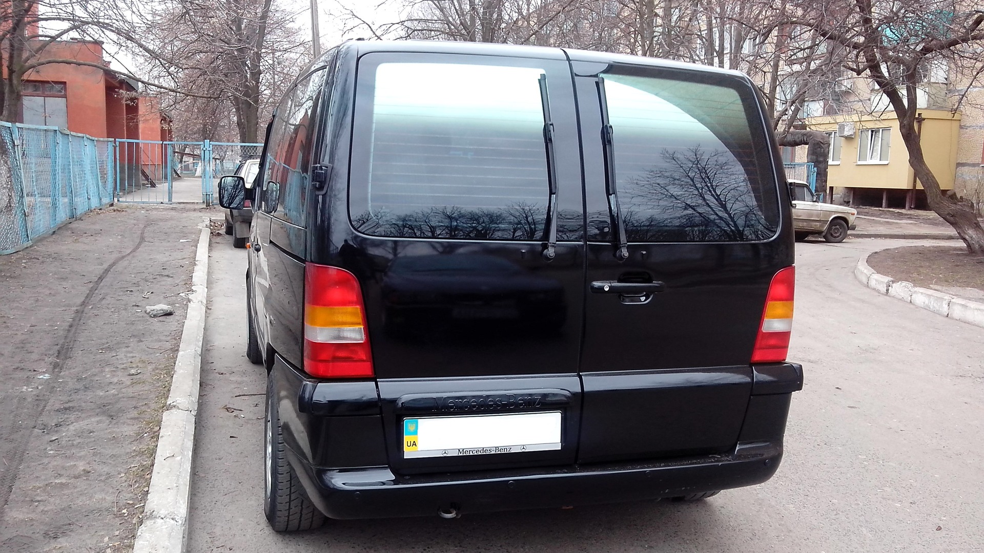 Mercedes-Benz Vito (1G) 2.2 дизельный 2000 | 110 CDI 2.2 АКПП на DRIVE2