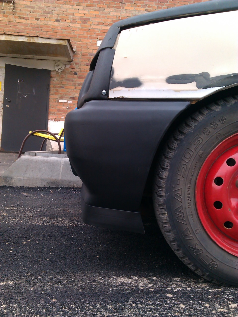 Губа на бампер и габариты в поворотники — LADA 1111 Ока, 0,7 л., 1996 ...