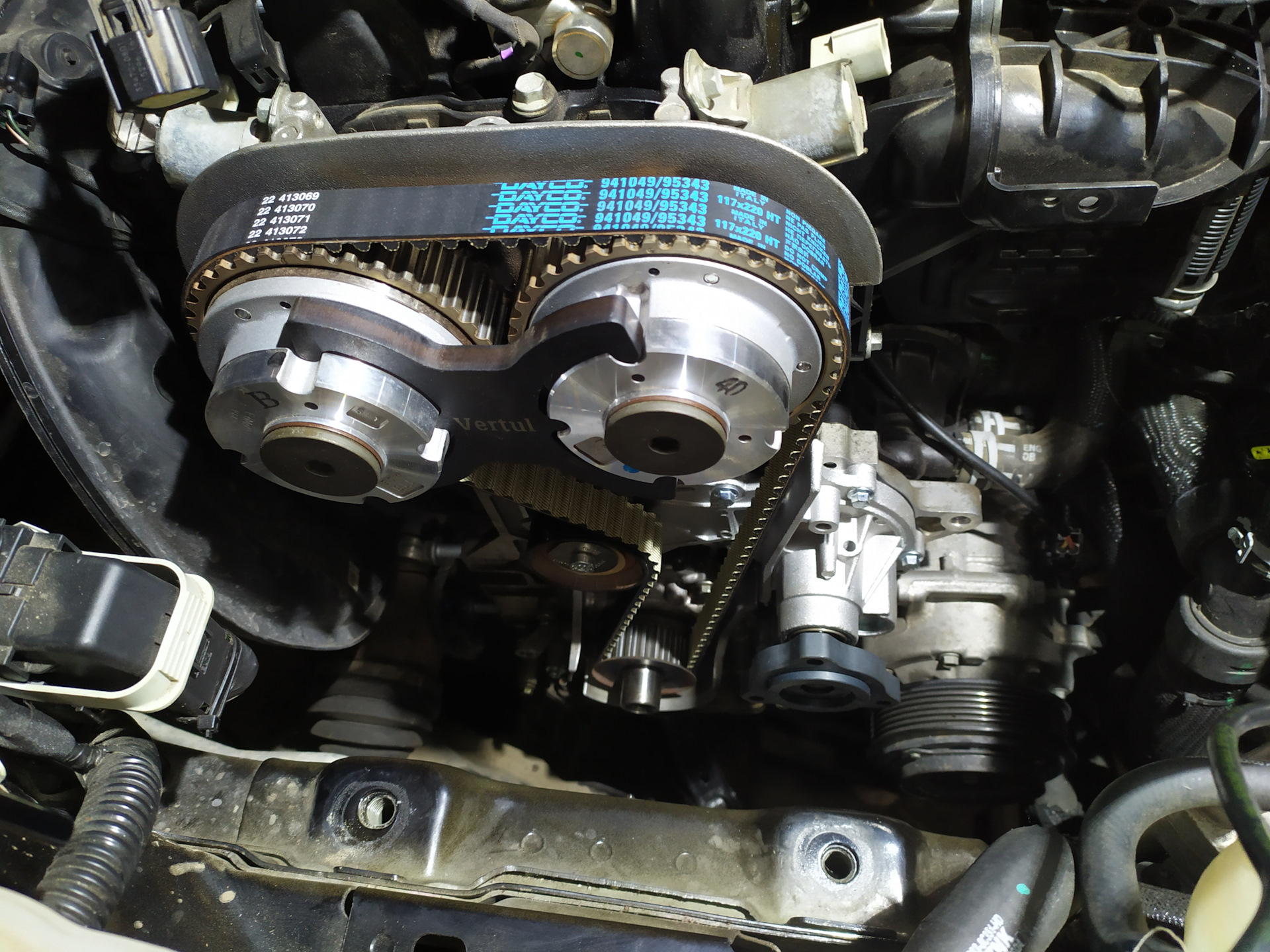 Замена ремня ГРМ и помпы — Ford Fusion (2G), 1,5 л, 2016 года | своими ...