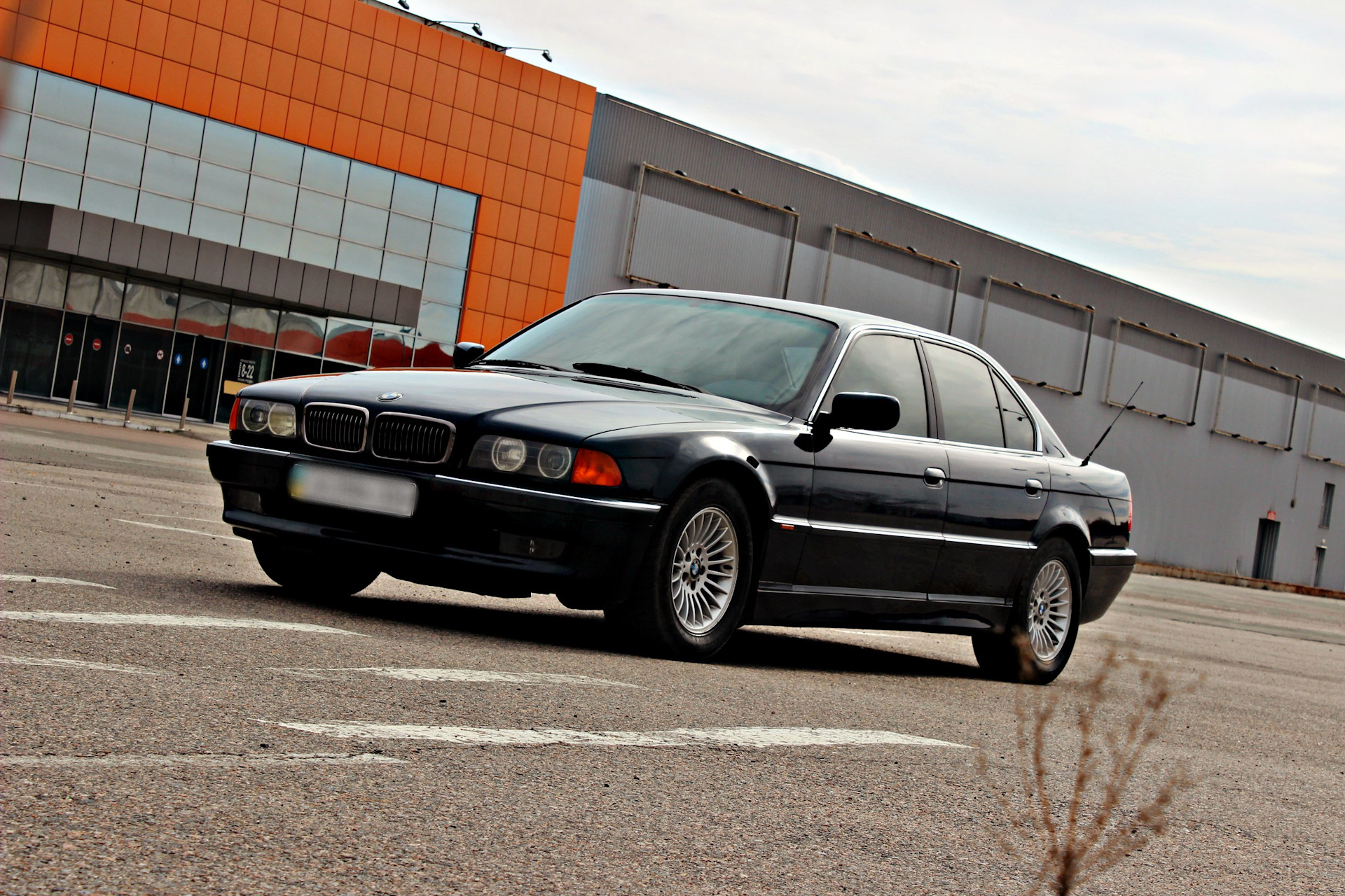 30 июля 1994. BMW 7 1994. BMW 7 Series 1994. BMW e38 1994. БМВ 7 1994 года.