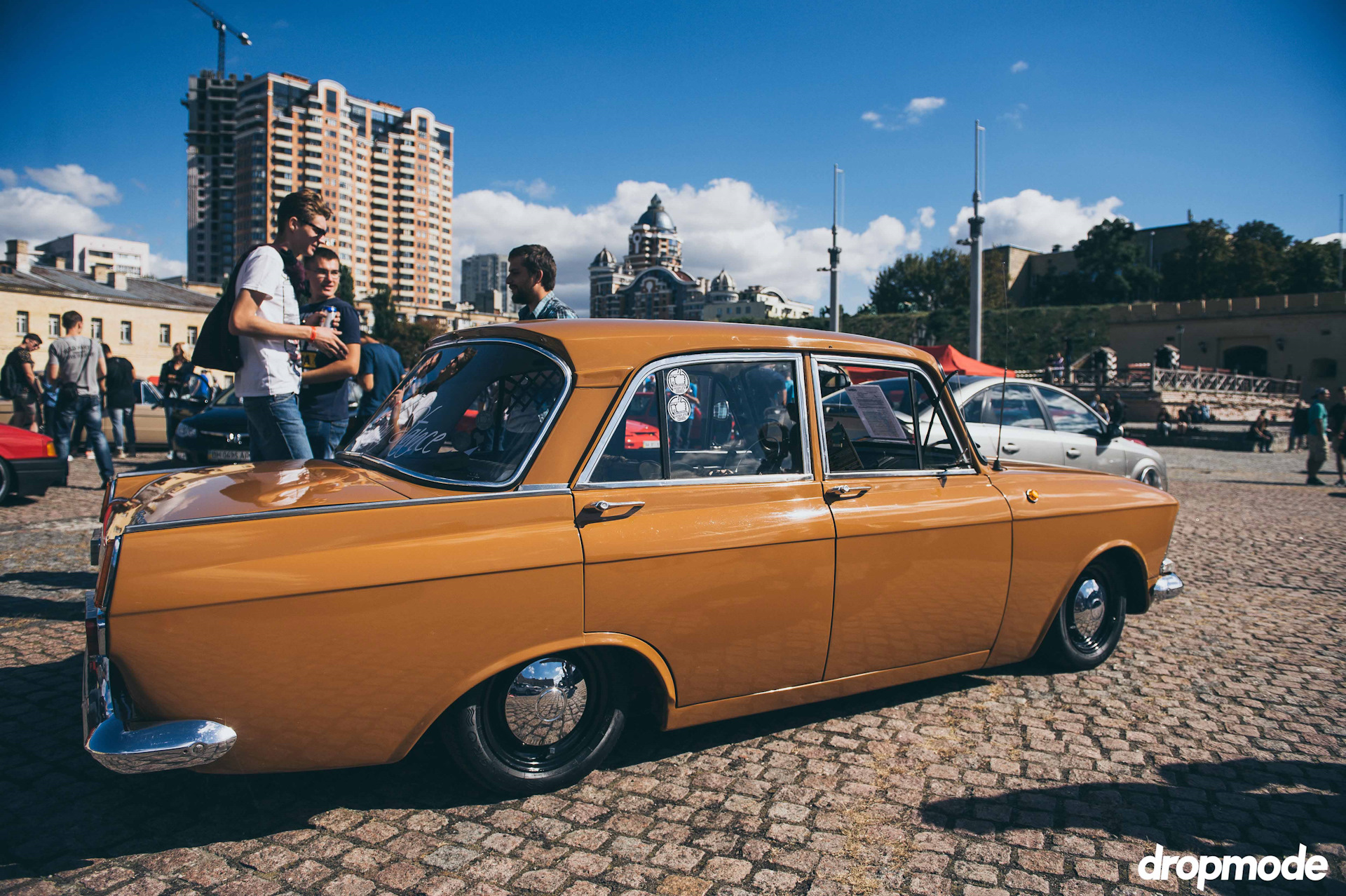 Москвич 412 лоурайдер