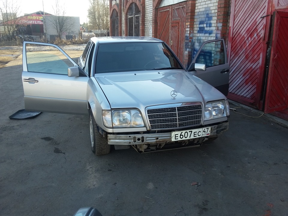 Мерседес w124 без бампера