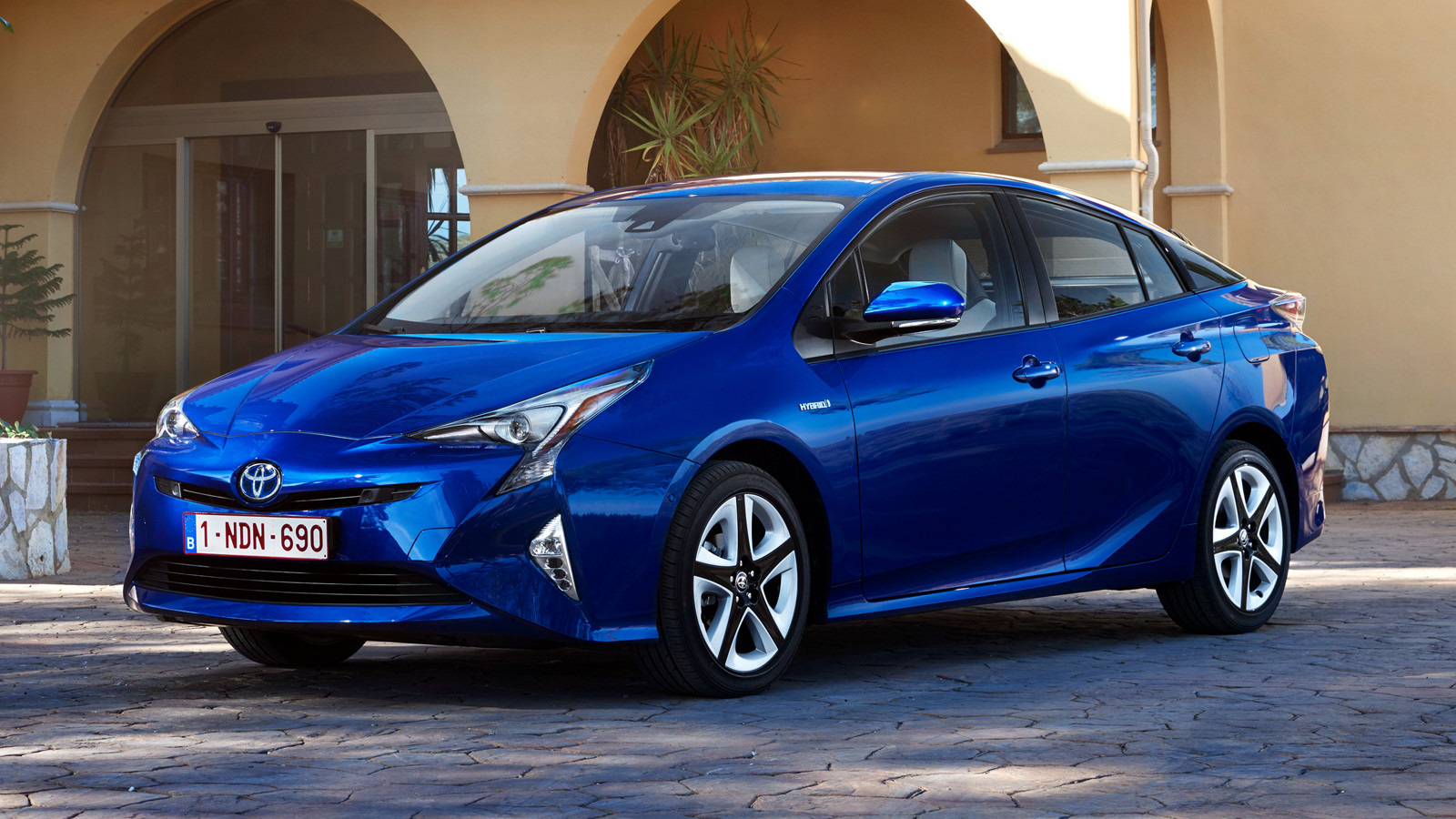 Toyota Prius Hybrid 2016