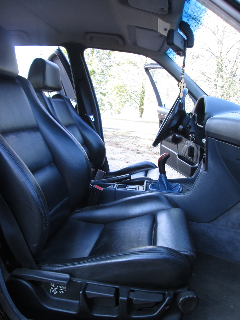 Alpina сиденья. E36 alpina recaro seats. Сиденья бмв е39. Сиденья bmw e32. Recaro bmw e34.