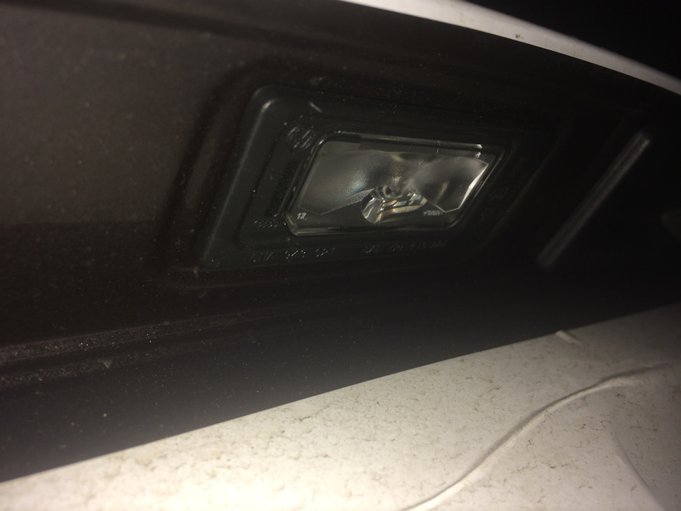 LED подсветка номера, изменения на серийных машинах. — Skoda Yeti, 1,4 ...
