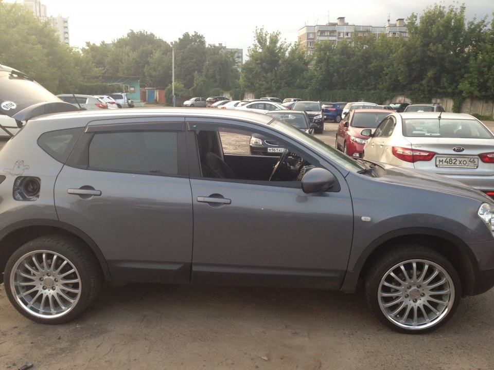 Психанул)) — Nissan Qashqai (1G), 2 л, 2008 года | колёсные диски | DRIVE2