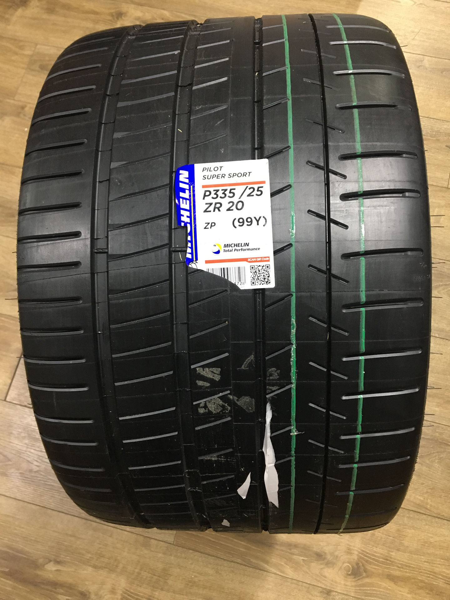 Пилот шина. Michelin Pilot super Sport 285/35 r21. Michelin Pilot super Sport 325/30 r21. Michelin Pilot super Sport 325/30zr21 108y XL. 325 30 R19 Pilot Sport 4s.