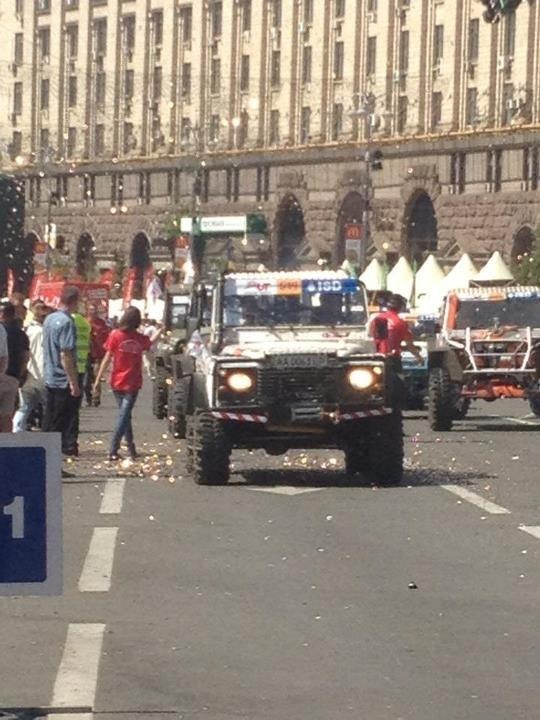 старт — Land Rover Defender (L315/L316)