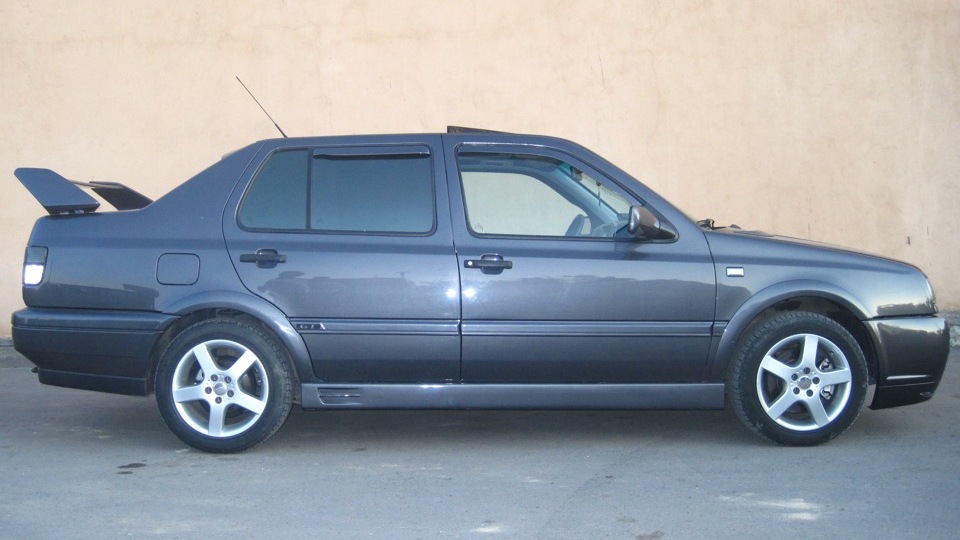 Volkswagen Vento 2 0 2e GTA