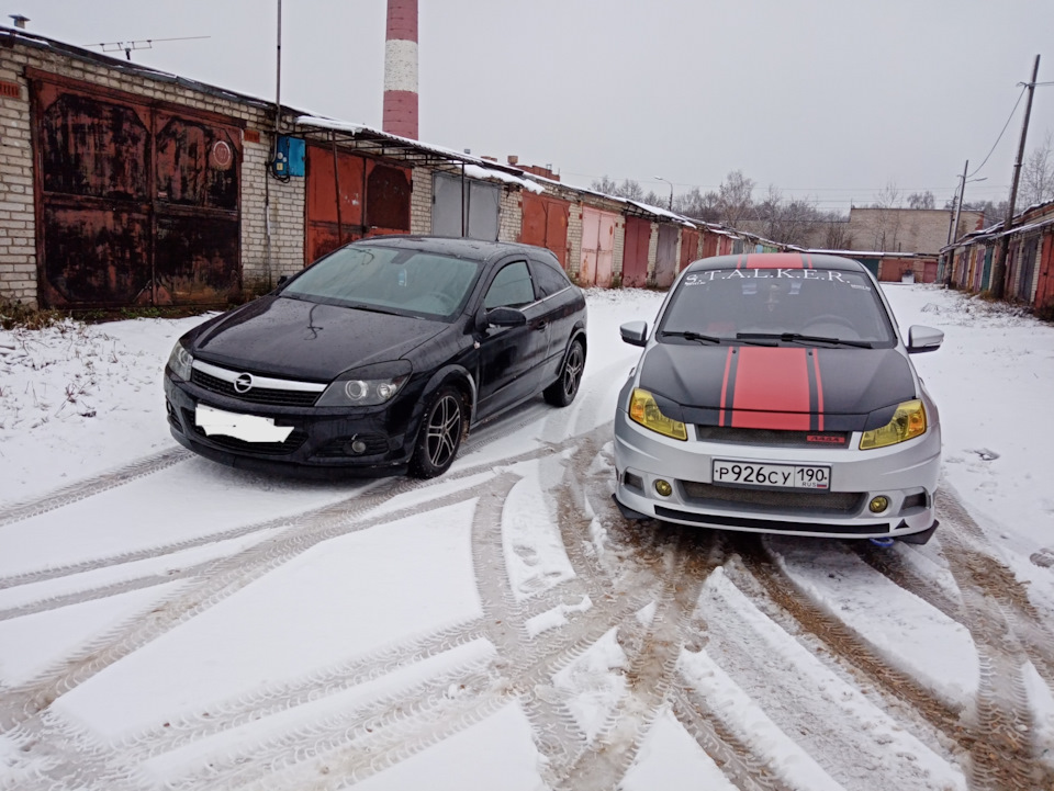 Пополнение в штате — Lada Гранта (1G), 1,6 л, 2012 года | покупка ...