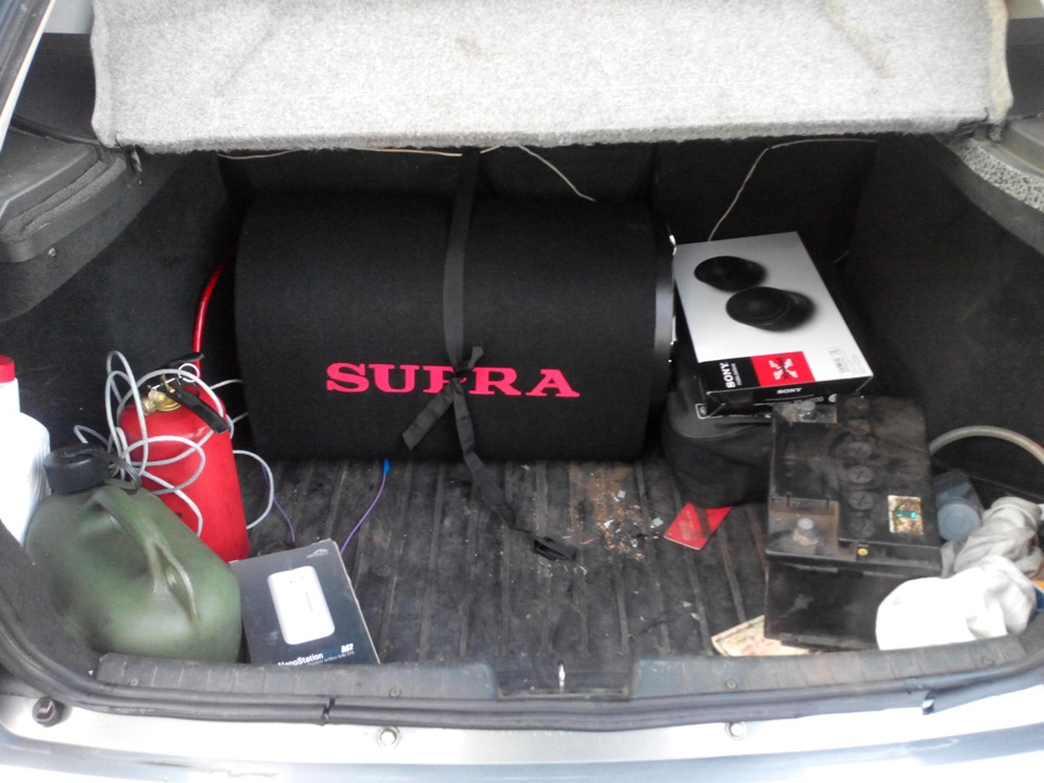 Саб SUPRA SRD-T30A и твитеры Sony XS-H20S — Lada Приора хэтчбек, 1,6 л ...