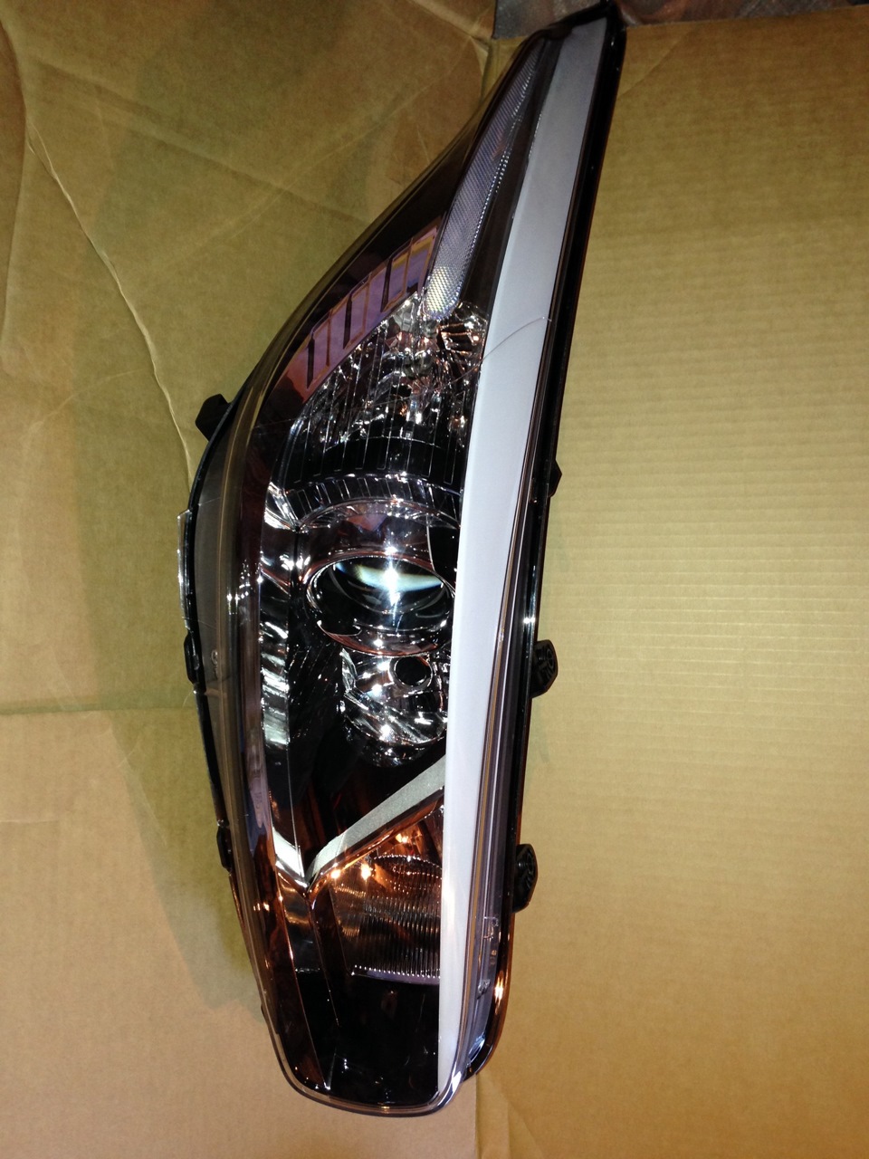 Продам новую правую фару — KIA Ceed (2G), 1,6 л, 2013 года | запчасти ...