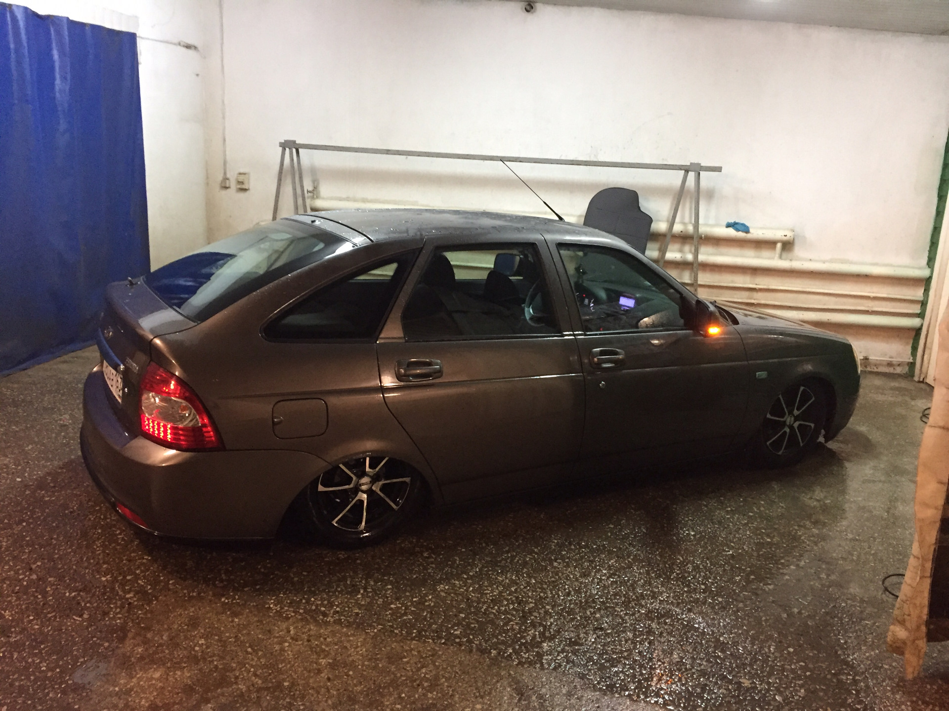 Американки — Lada Приора хэтчбек, 1,6 л, 2014 года | электроника | DRIVE2