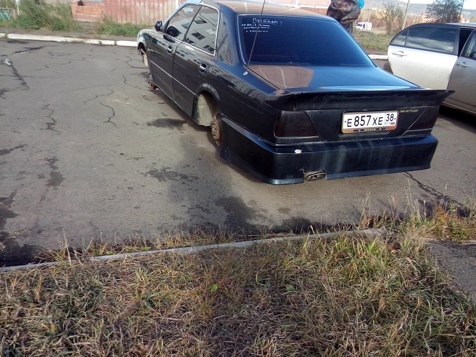 Наконец то дождался конца ночной смены и поехал на шиномонтаж ...