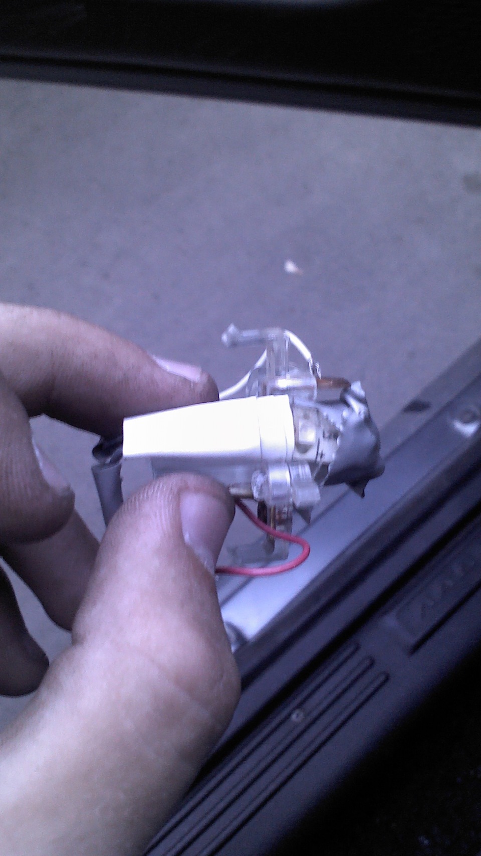 Замена лампочек освещения салона, и замена подсветки рычагов печки ...