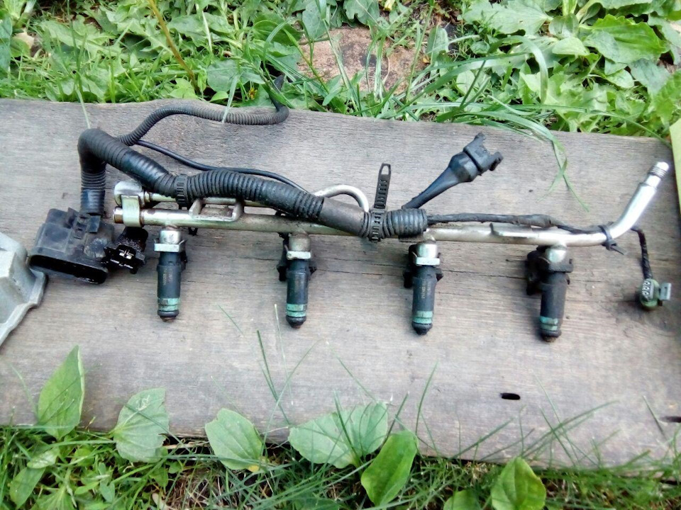 Мойка дроссельного узла и форсунок. — Lada Калина Универсал (1G), 1,4 л ...