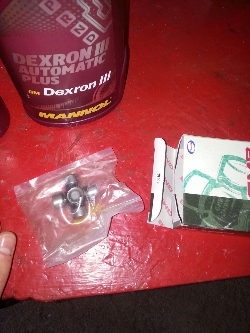 Заменил масло в ГУРе — BMW 5 series (E39), 2,5 л, 1996 года | визит на ...